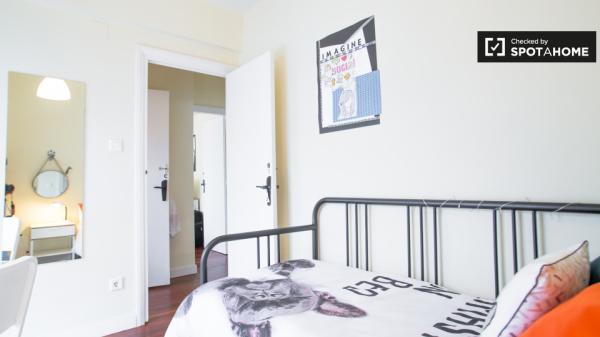 Exterior room in 3-bedroom apartment in Getxo, Bilbao