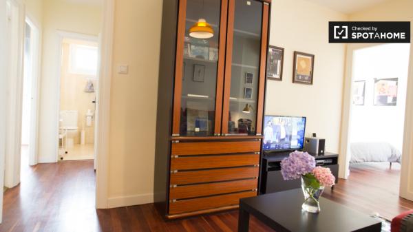 Exterior room in 3-bedroom apartment in Getxo, Bilbao