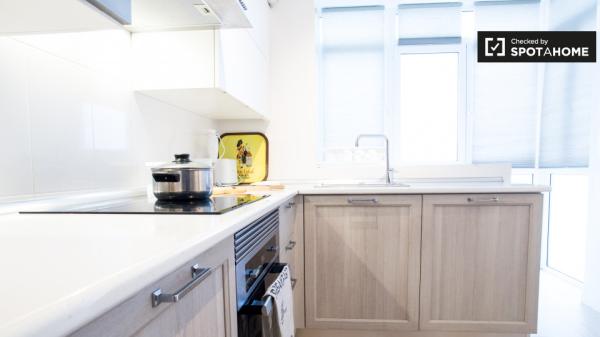 Exterior room in 3-bedroom apartment in Getxo, Bilbao