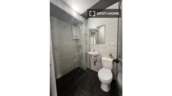 Room in shared apartment in Elx