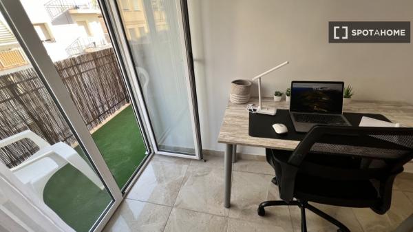 Room in shared apartment in Elx