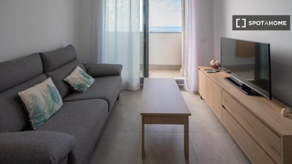 Apartamento entero de 1 dormitorio en Cádiz