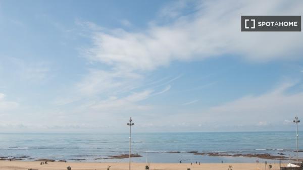 Apartamento entero de 1 dormitorio en Cádiz