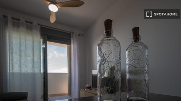 Apartamento entero de 1 dormitorio en Cádiz