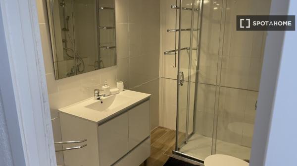 Apartamento completo de 3 dormitorios en Málaga