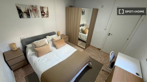 Apartamento completo de 3 dormitorios en Málaga