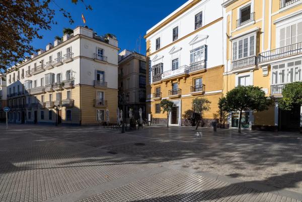 Piso en venta en plaza España, 12