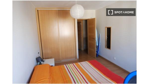 Habitación en piso compartido en Zaragoza