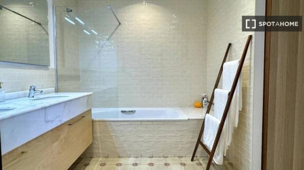 Habitaciones en alquiler en piso de 4 habitaciones en Illes Balears