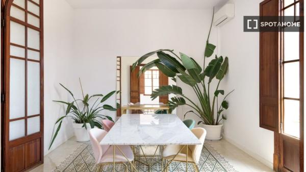 Habitaciones en alquiler en piso de 4 habitaciones en Illes Balears