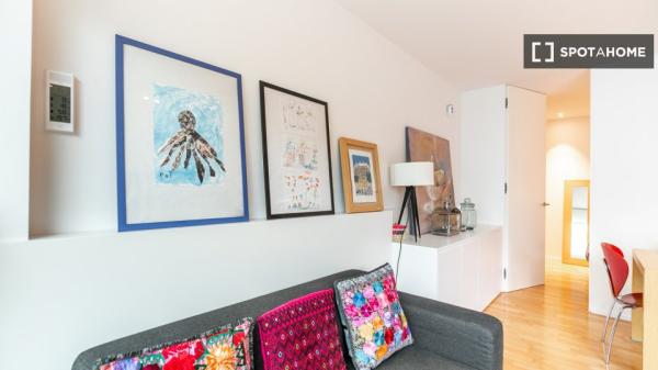 Piso moderno con vistas exteriores en Gracia