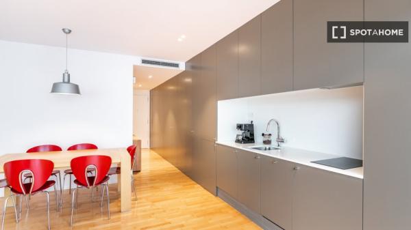 Piso moderno con vistas exteriores en Gracia