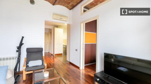 Luminoso y céntrico piso en la calle Casanova