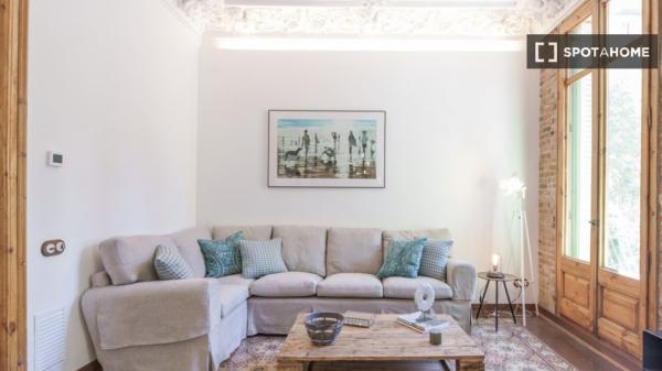 Elegante piso amueblado y equipado en Rossellò