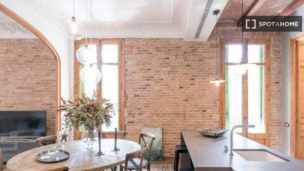 Elegante piso amueblado y equipado en Rossellò