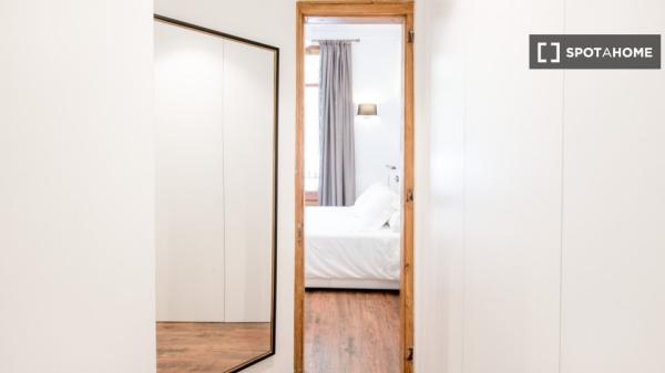 Elegante piso amueblado y equipado en Rossellò