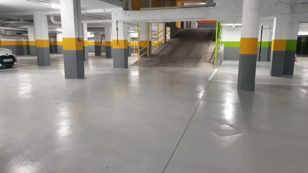 APARCAMIENTOS Y TRASTEROS EN TORREMOLINOS