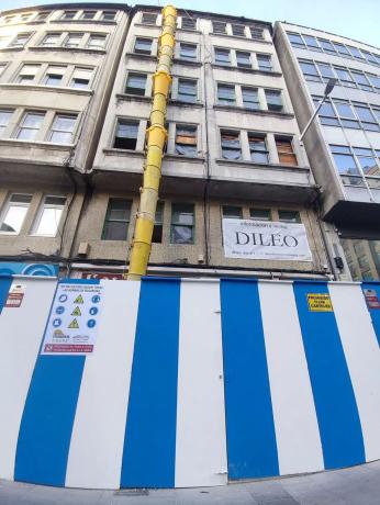 Local en venta en avenida Oza, 41