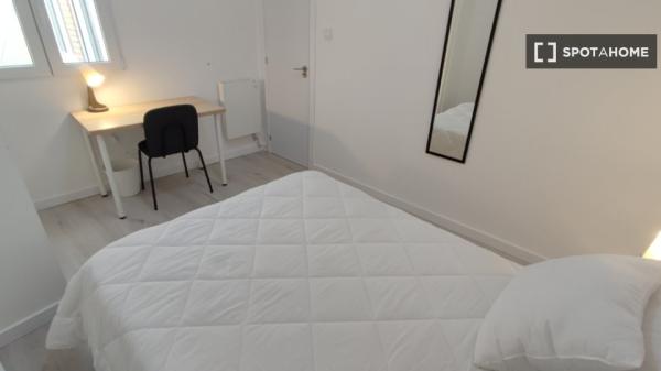 Room in shared apartment in Ontinyent