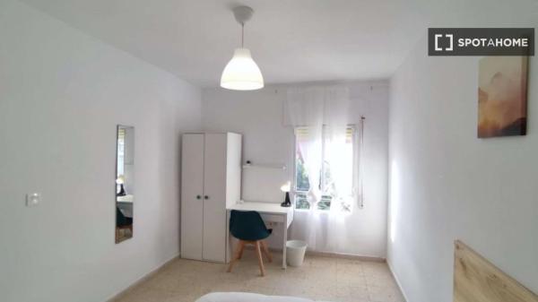 Habitación en piso compartido en Granada