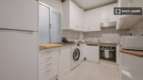 Alquilo habitacion en Madrid