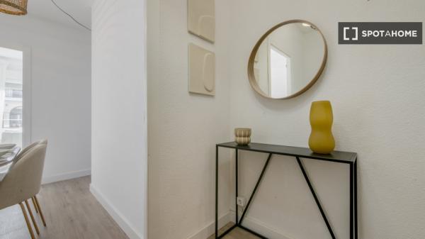 Alquilo habitacion en Madrid