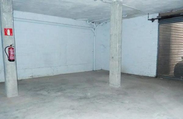 Garaje en venta en carretera Cardona