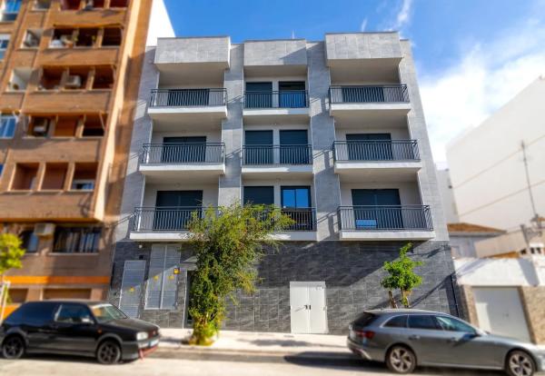 Ático en venta en calle la Yesa, 17