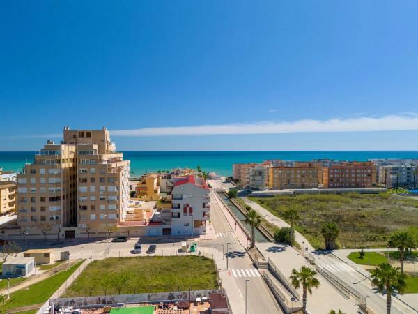 Piso en venta en calle Del Canal, 4