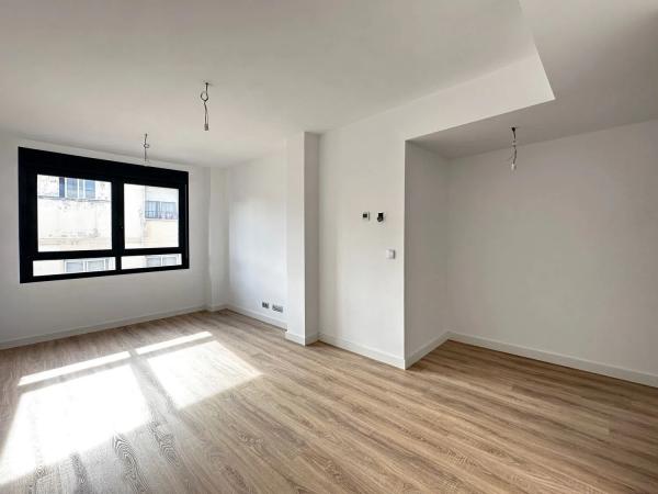 Piso en venta en calle Gil Morlanes, 7