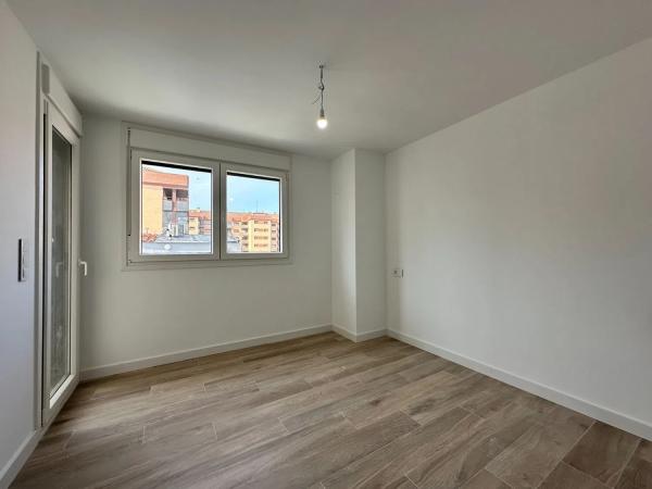 Chalet adosado en venta en calle José Manuel Blecua, 12