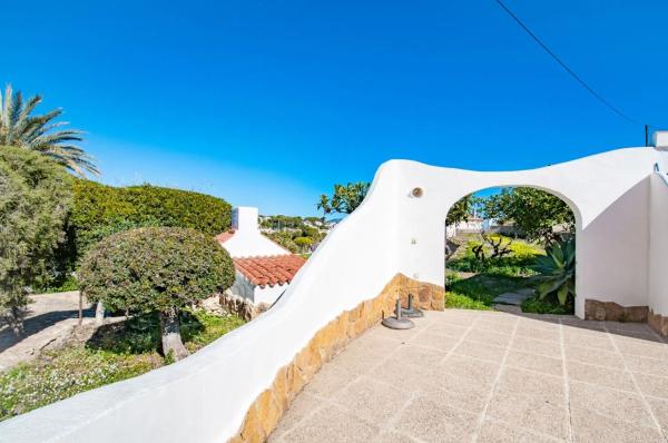 Casa independiente en calle Freixe le