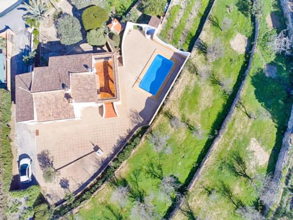 Casa independiente en calle Freixe le