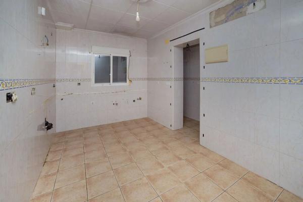 Casa independiente en carretera Alicante-Valencia