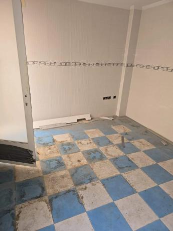 Chalet adosado en calle Familiar