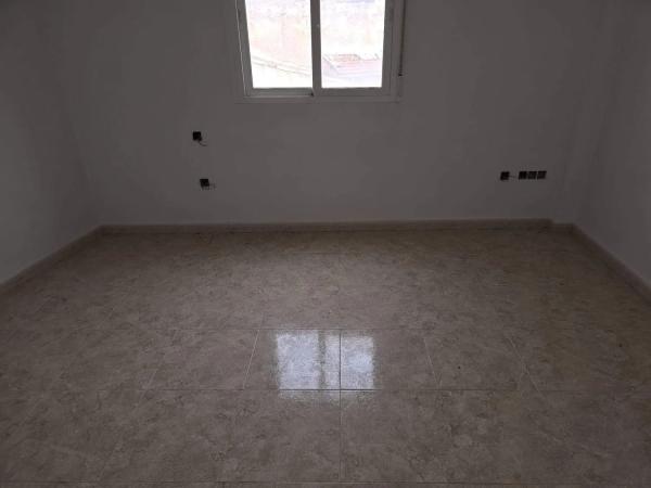 Chalet adosado en calle Familiar