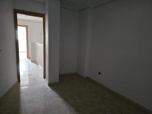 Chalet adosado en calle Familiar