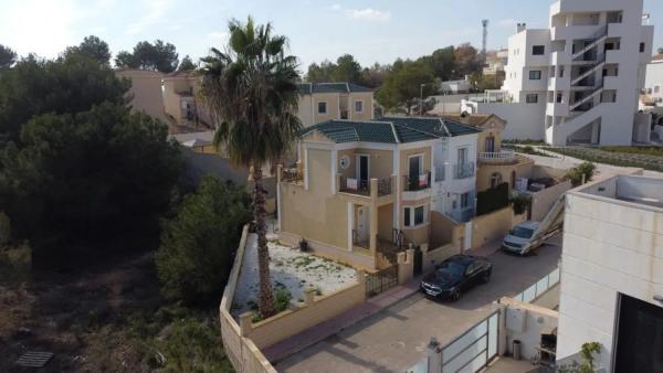 Chalet adosado en calle Guadalquivir