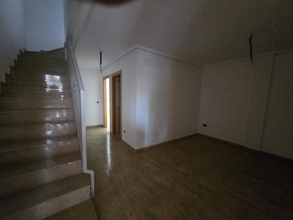 Chalet adosado en calle Familiar