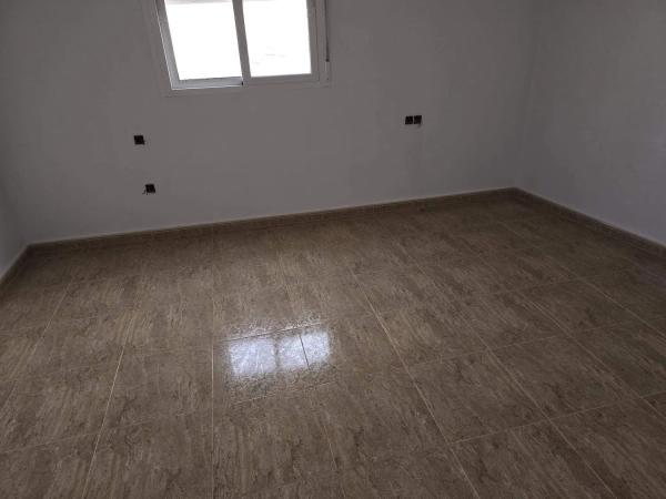 Chalet adosado en calle Familiar