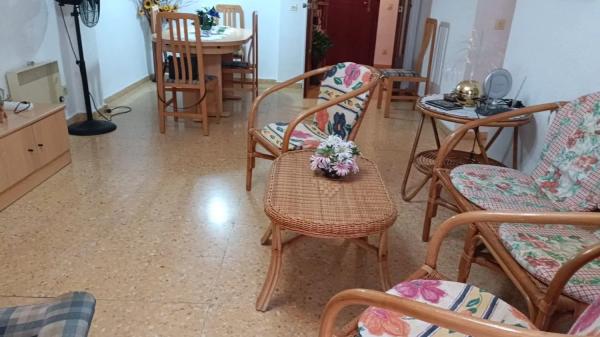 Piso en calle Pintor Pedro Camacho