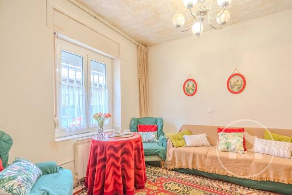 Casa independiente en calle Milagros Maestre Esteve