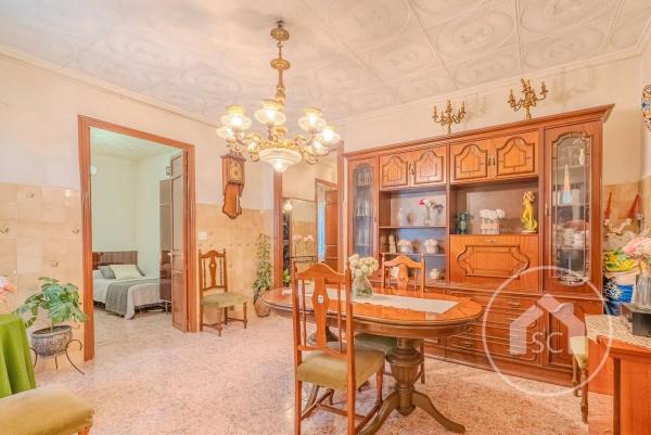 Casa independiente en calle Milagros Maestre Esteve