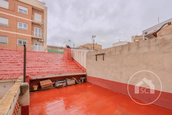 Casa independiente en calle Milagros Maestre Esteve