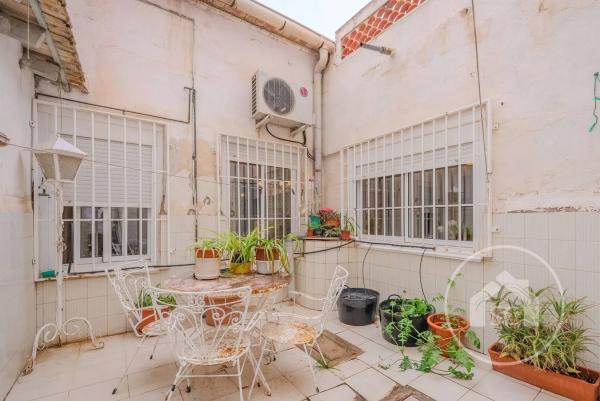 Casa independiente en calle Milagros Maestre Esteve