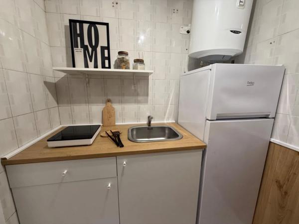 Estudio en calle Argolidas, 5