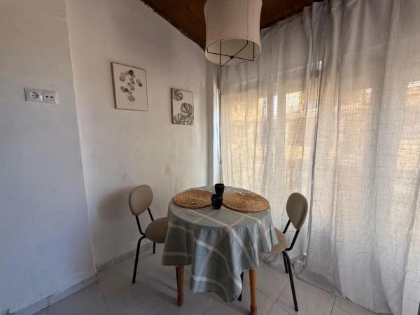 Estudio en calle Argolidas, 5