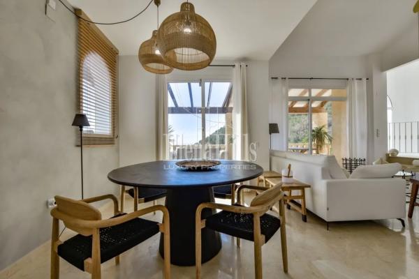 Casa independiente en calle Suecia, 68 --82