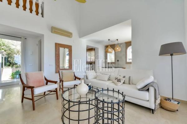 Casa independiente en calle Suecia, 68 --82