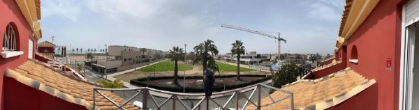 Chalet adosado en calle Gladiolo